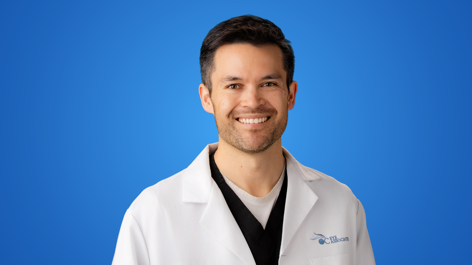 Dr. Todd Driver, ophthalmologist and cataract surgeon, at OC Eye Associates in Irvine, CA